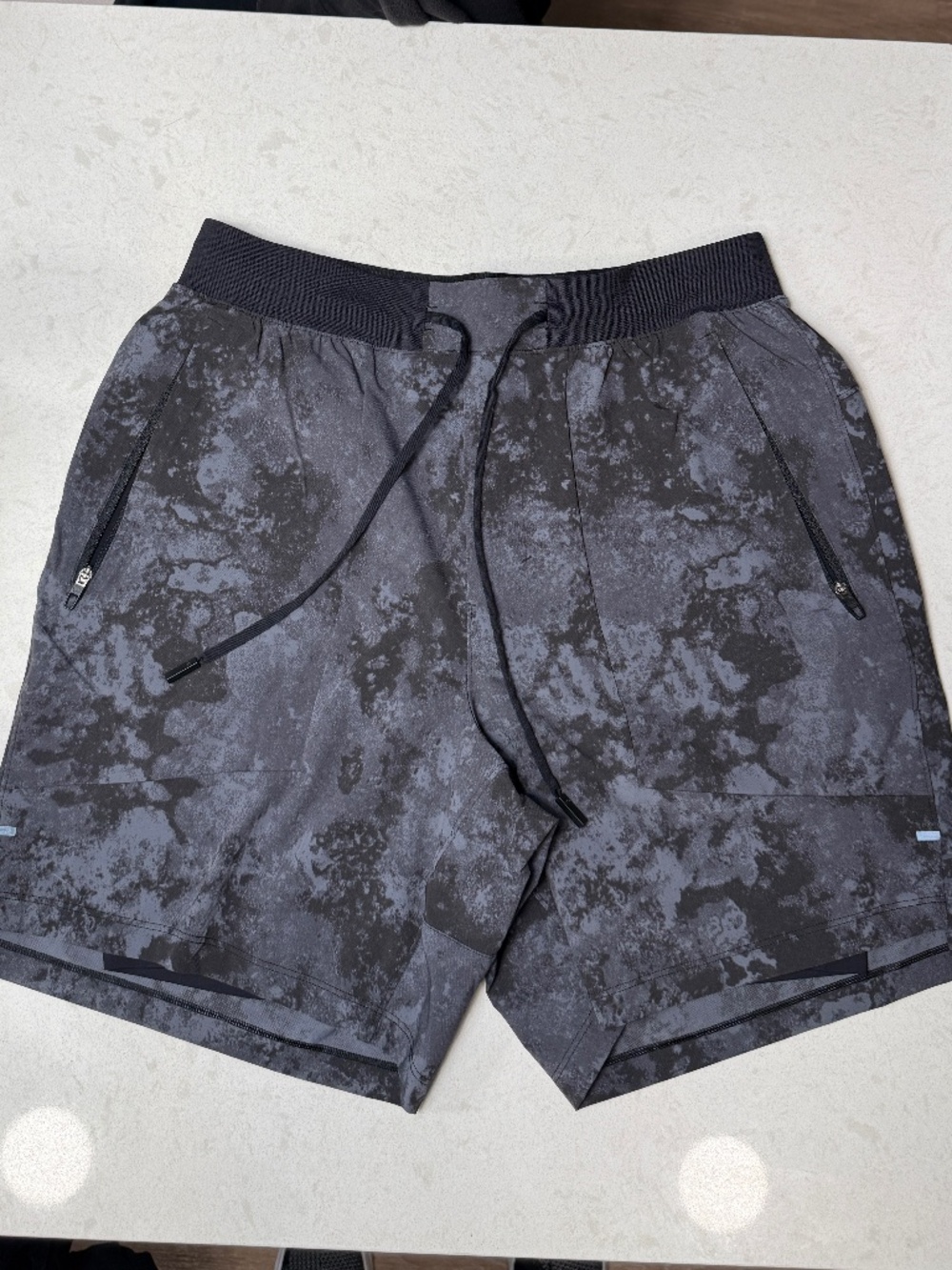 LULULEMON License to Train Short 7"* LINED Size MEDIUM LM7AUJS